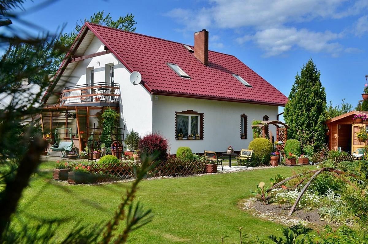 Pokoje Goscinne Renata Knitter Komnino Exterior photo